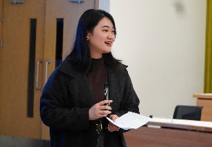 进阶式演讲训练活动为载体